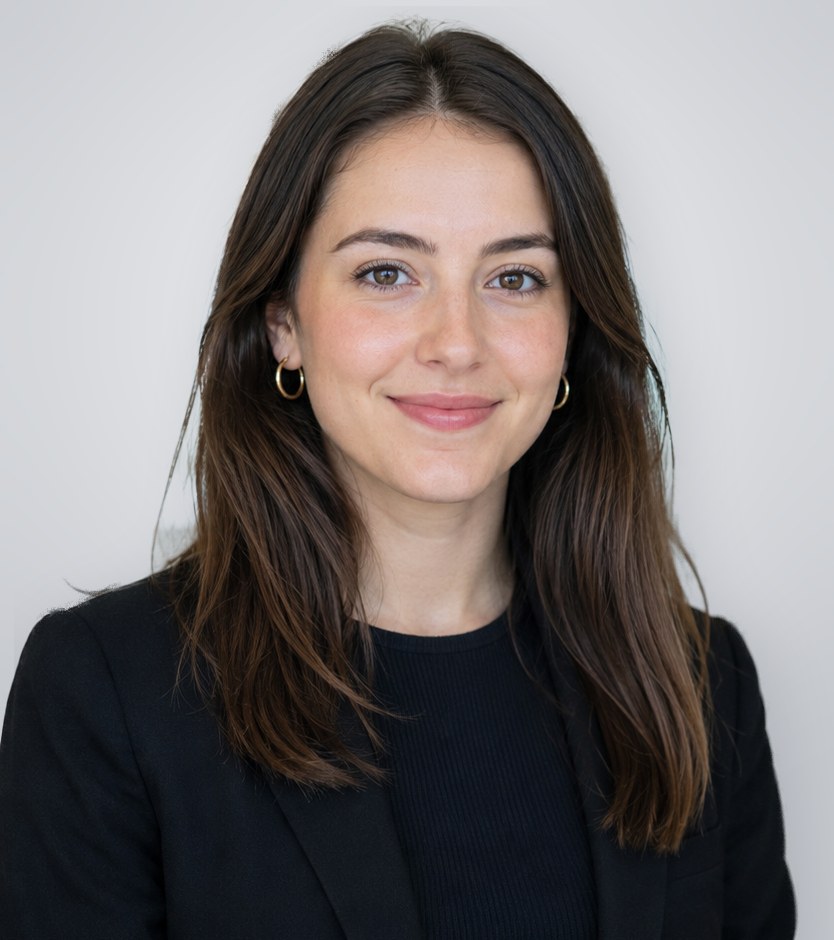 Aisha Khan, Performance Marketer at FunnelUX